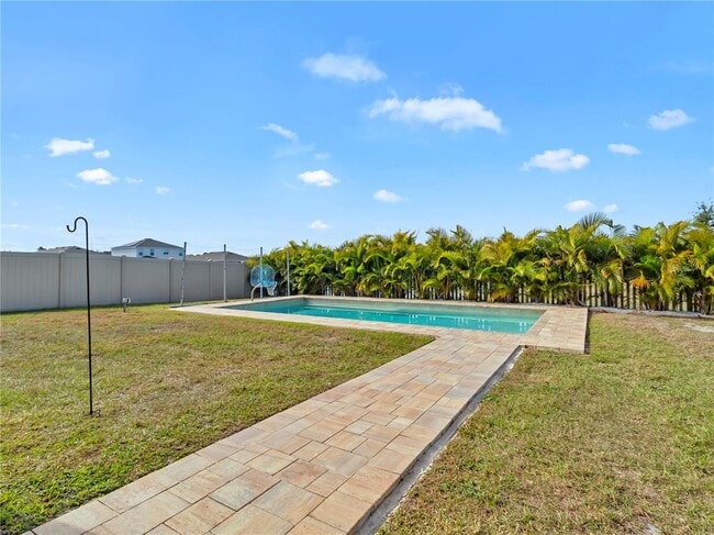 Building Photo - 16792 Glacier Bay Loop