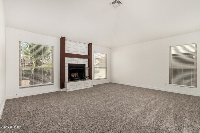 Building Photo - 7139 W McRae Way