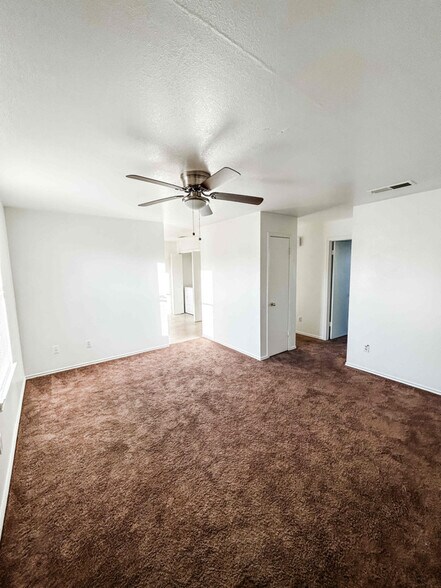 Building Photo - 1604 Windward Dr