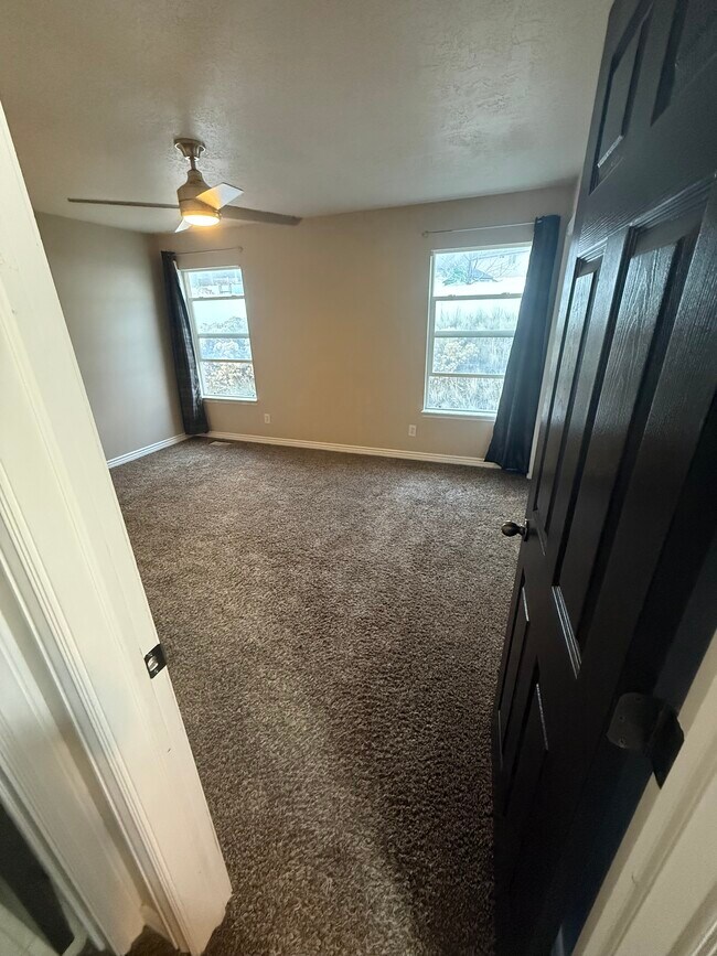 Building Photo - 4031 Montego Dr