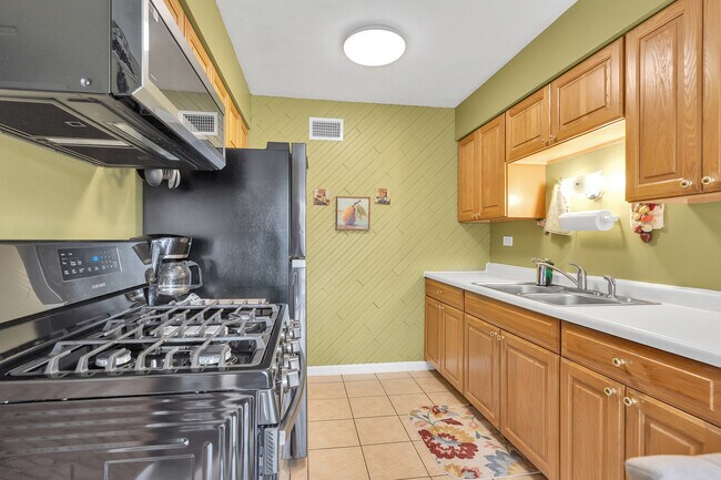 Building Photo - 1314 Ely Ct