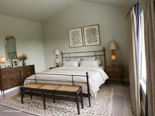 Building Photo - 11960 Meadowood Ln