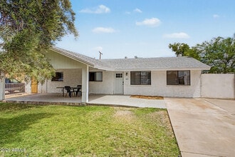 Building Photo - 1411 S Marilyn Ann Dr