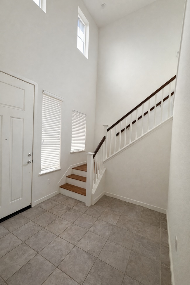 Building Photo - Energy-Efficient Emerson Ranch Home | 5 Bed + Owned Solar, Powerwall, EV Charging & Beautiful Bac...