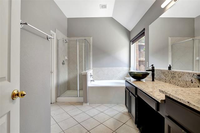 Building Photo - 9709 Lovers Ln