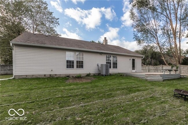 Building Photo - 7974 Sunblest Blvd