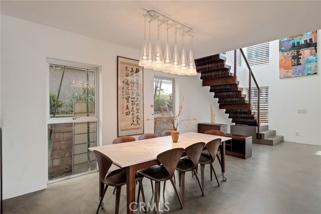 Building Photo - 27 Driftwood St