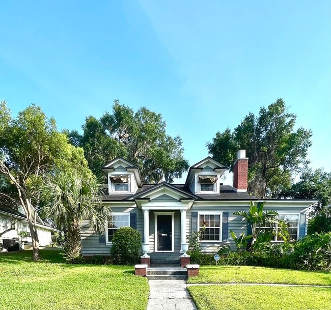 Primary Photo - 416 Hillcrest St