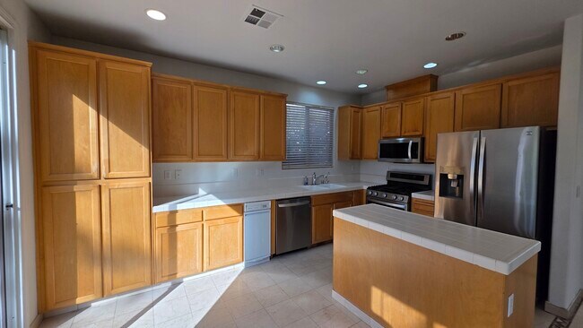 Building Photo - 5518 Manderston Dr