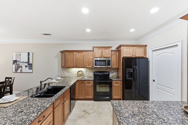 Building Photo - 2826 Fox Wood Ln
