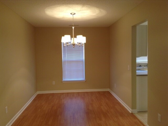 Building Photo - 9328 Arbor Creek Dr