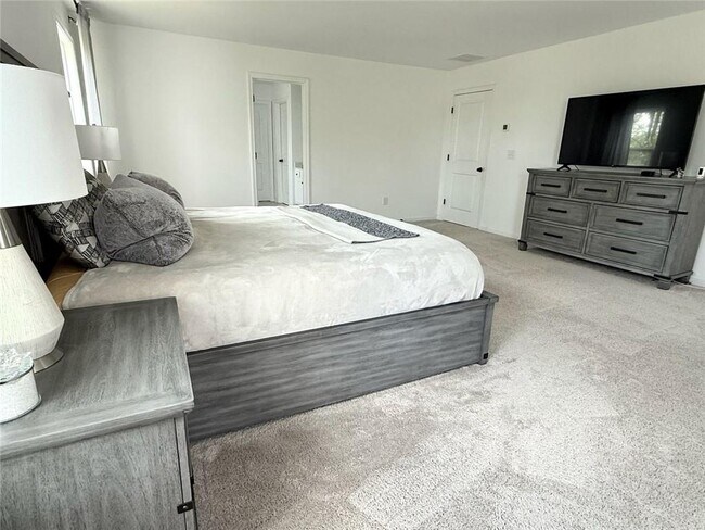 Building Photo - 5575 Coltman Dr