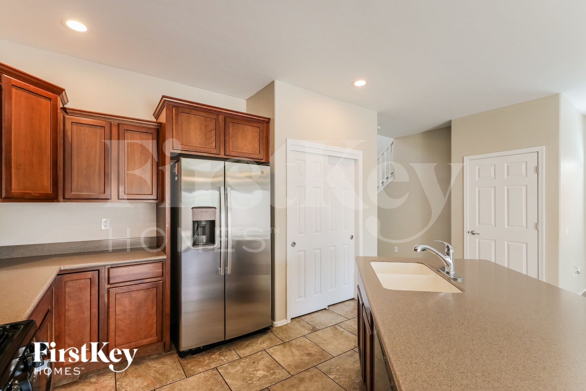 Building Photo - 10721 E Sanctuary Ridge Ln