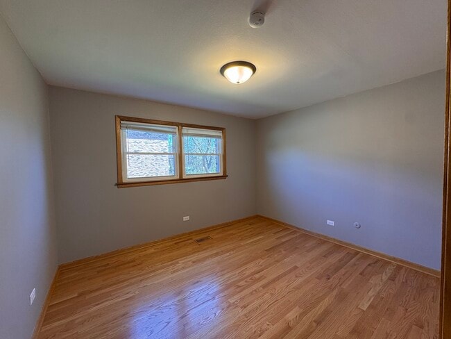 Building Photo - 7819 Garden Ln