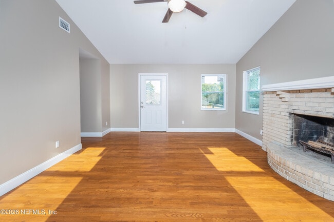 Building Photo - 2450 Fallen Tree Dr W