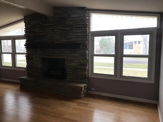 Building Photo - 55 E Jeffery Ave