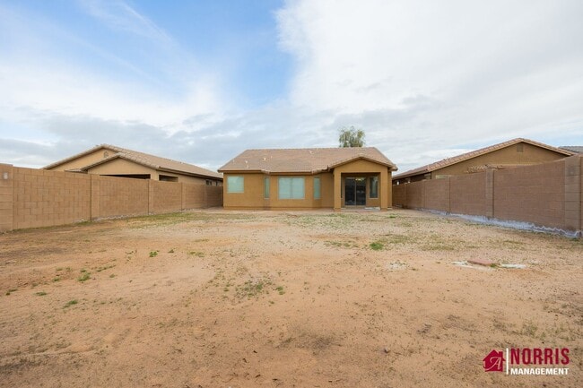 Building Photo - Perfect Home, Location and Price!