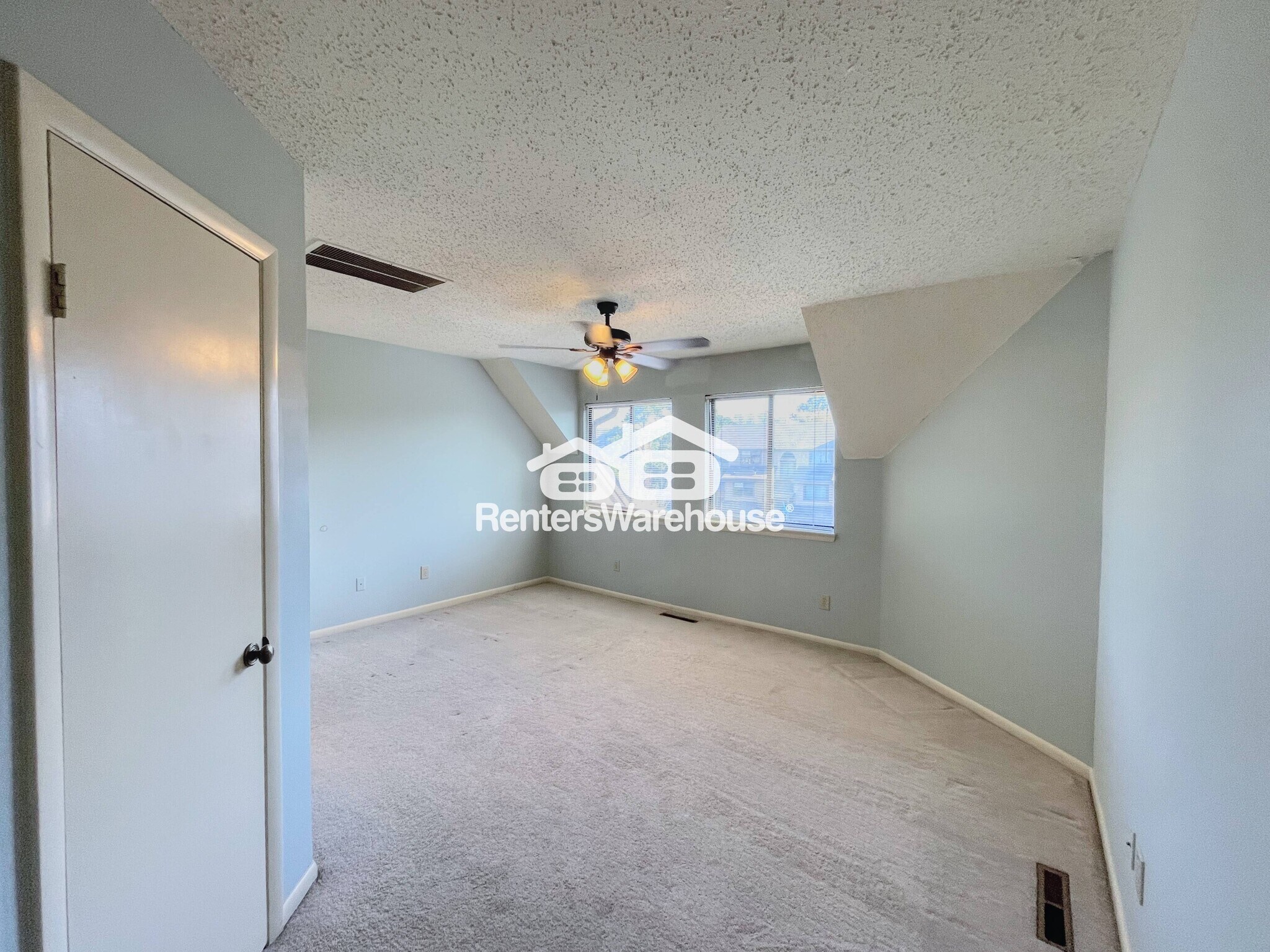 Building Photo - 3961 Aeries Way