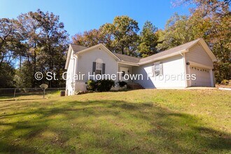 Building Photo - Great Family Home
