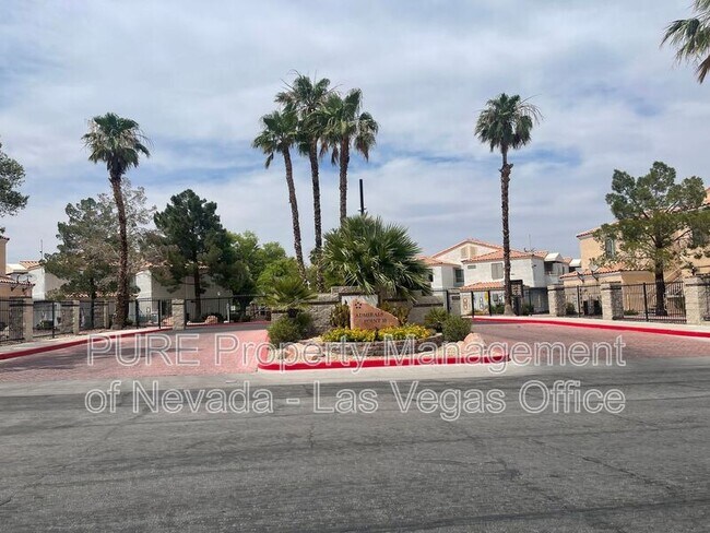 Building Photo - 8452 Boseck Dr