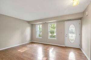 Building Photo - 1255 Huntington Dr