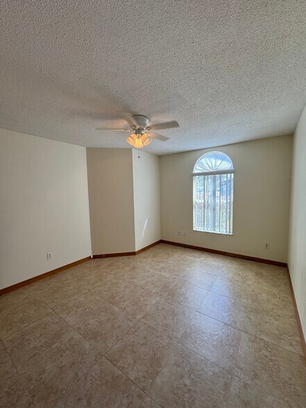 Building Photo - 3554 Irish Ln