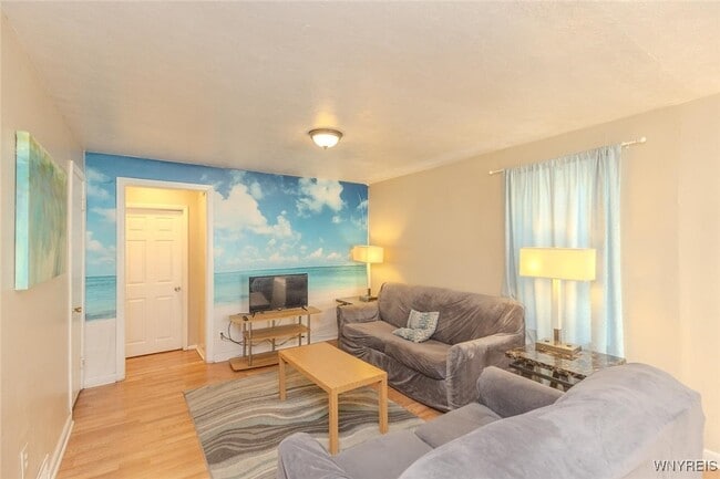 Building Photo - 1968 Mackenna Ave