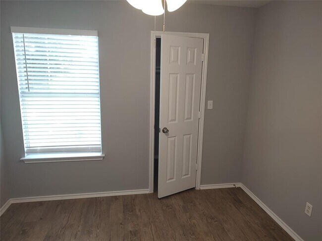 Building Photo - 1619 Constantino Cir