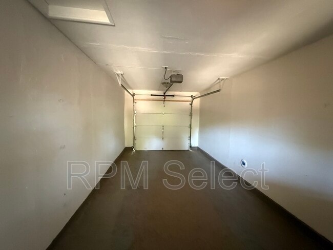 Building Photo - 5021 73rd St