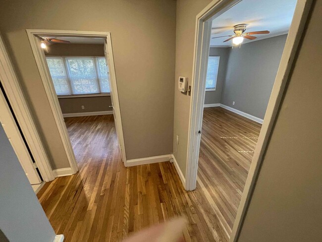 Building Photo - Smyrna - 3BR / 2BA