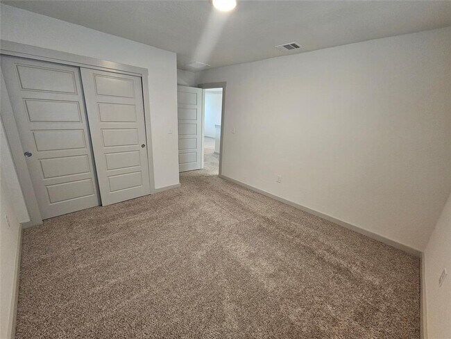 Building Photo - 13809 Mcarthur Dr