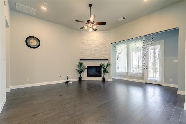 Building Photo - 8528 Pine Valley Dr