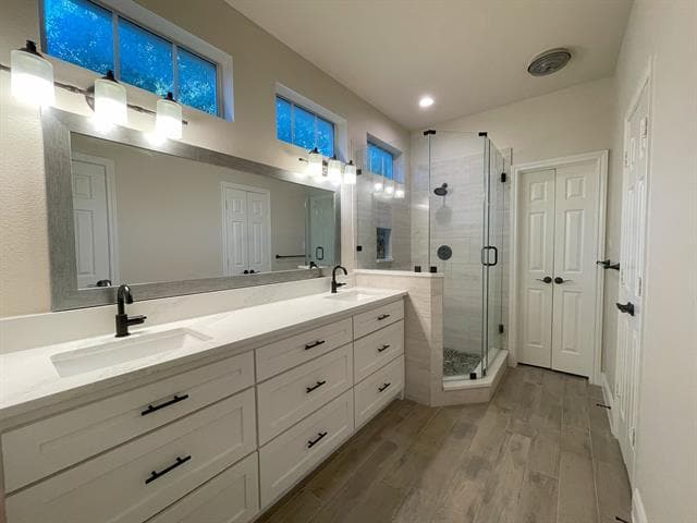 Building Photo - 17409 Cathys Pl