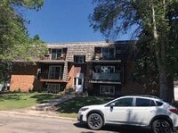 Building Photo - 503 15th St SE