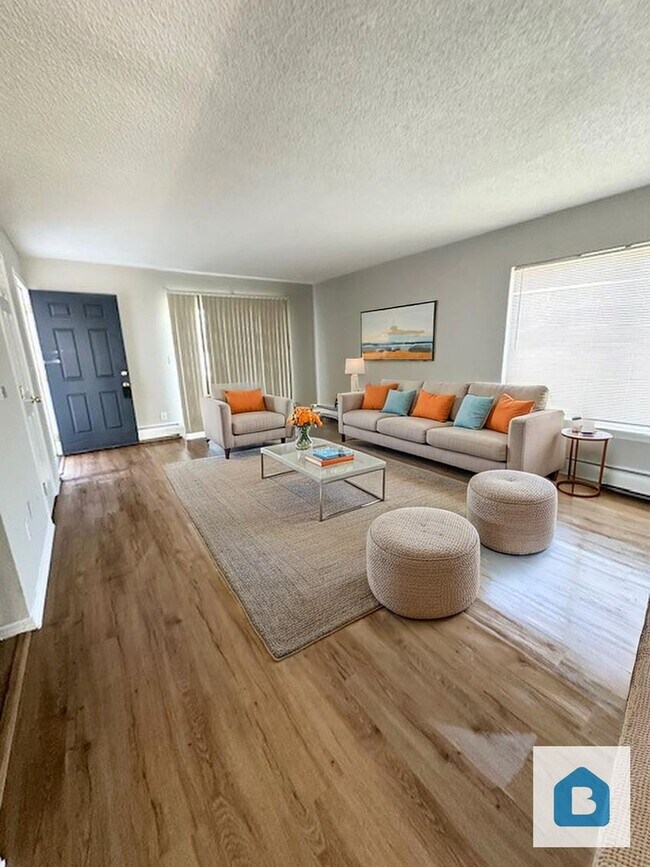 Building Photo - 4502 Picturesque Cir