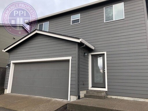 Building Photo - Orenco Station - Beautiful 4 Bedroom Gem! ...