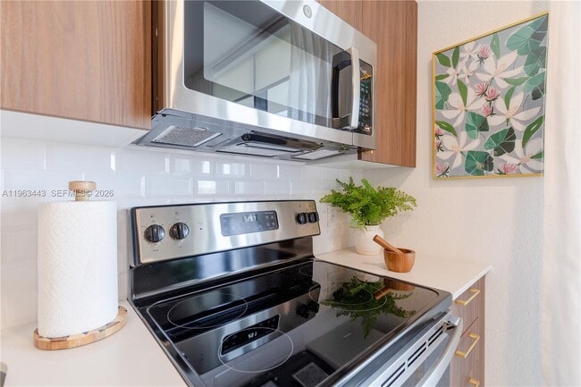 Building Photo - 1005 Spring Garden Rd