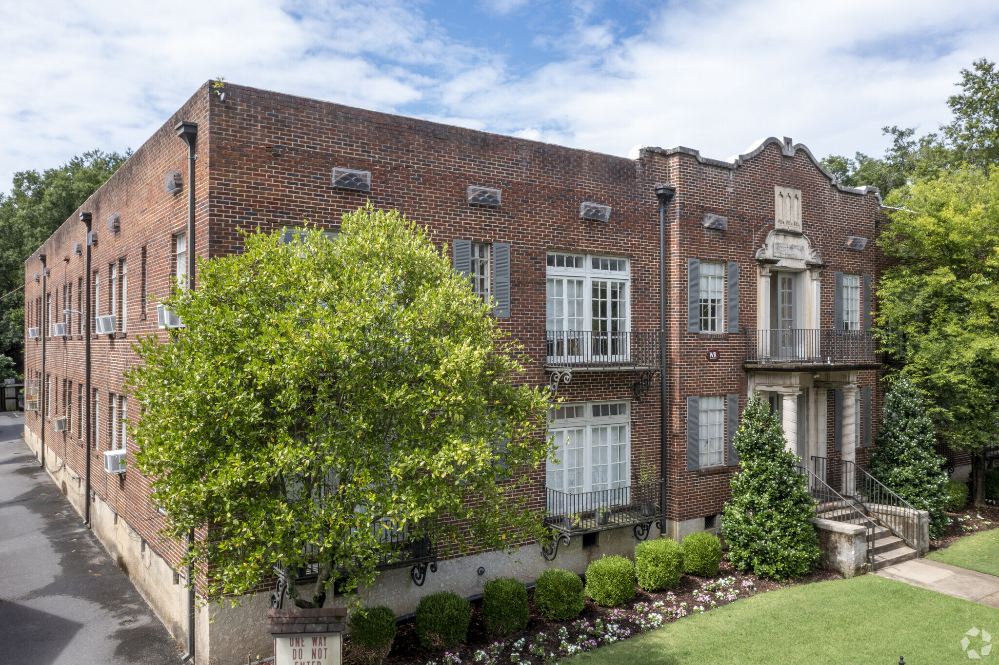 Building Photo - Audubon Manor