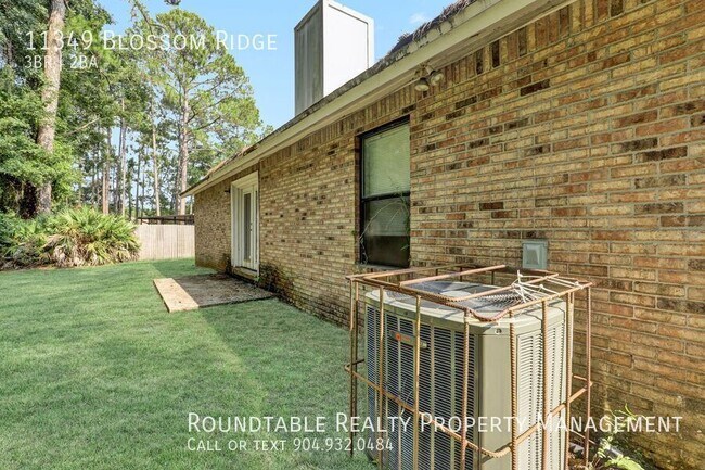 Building Photo - 11349 Blossom Ridge Dr