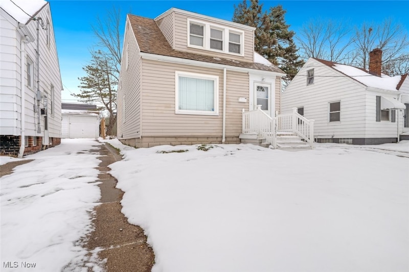 Building Photo - 18851 Raymond St