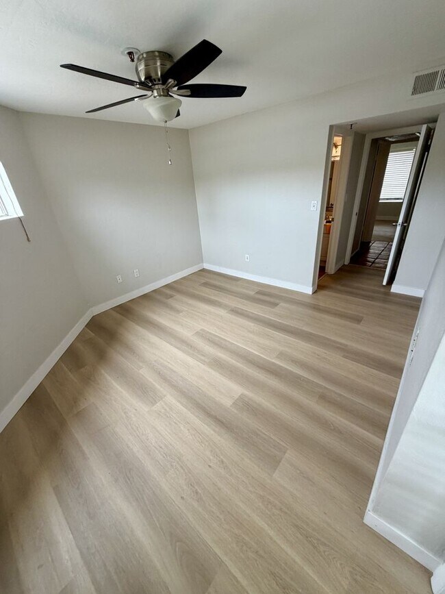 Building Photo - 2 Bed 2 Bath near Old Town Scottsdale