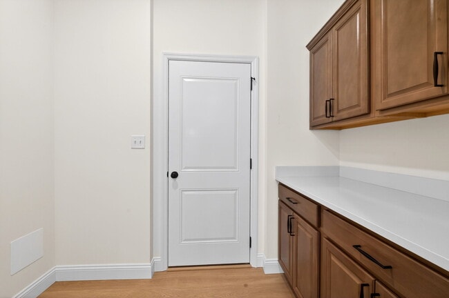 Building Photo - 145 Sesame Lp