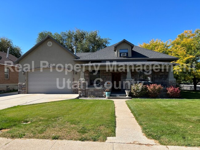 Primary Photo - Charming Spanish Fork Home