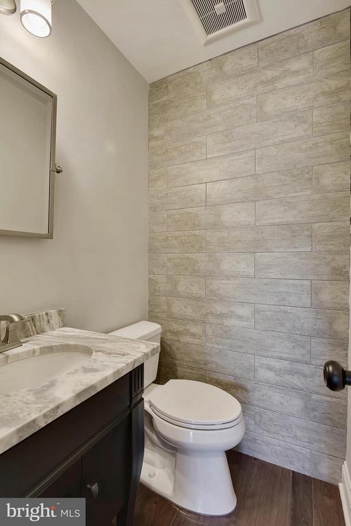 Building Photo - 6317 Olde Towne Ct