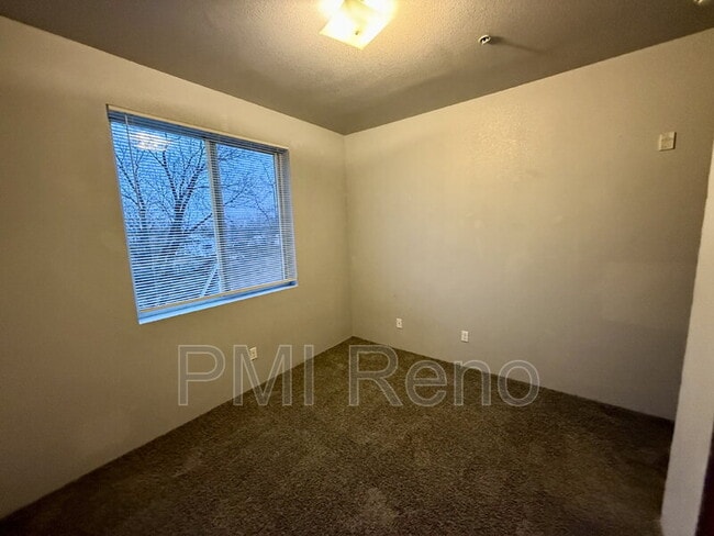 Building Photo - 1600 I St