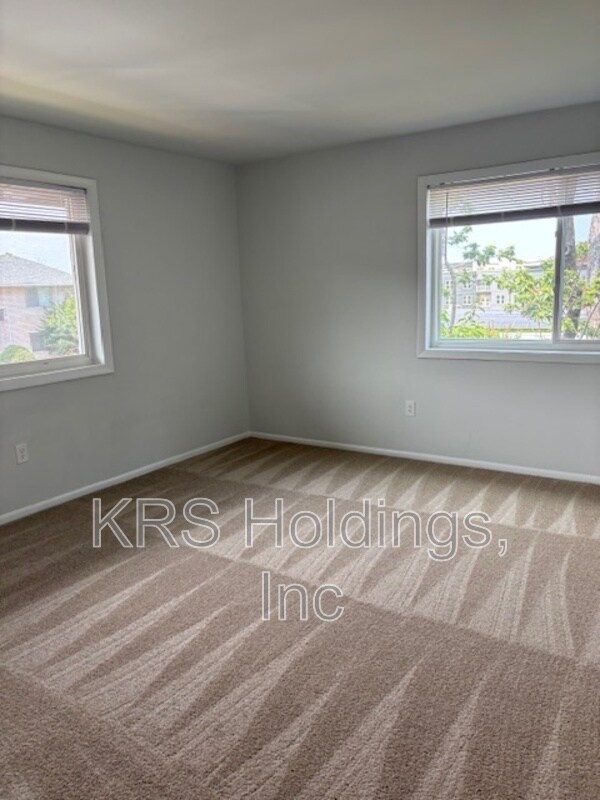 Building Photo - 5604 Crenshaw Rd