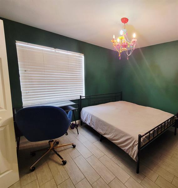 Building Photo - 22100 Palms Way