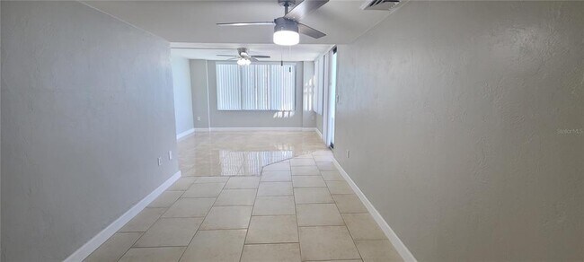Building Photo - 3051 S Atlantic Ave