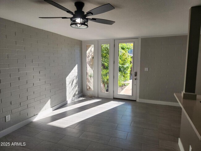 Building Photo - 4419 N 27th St