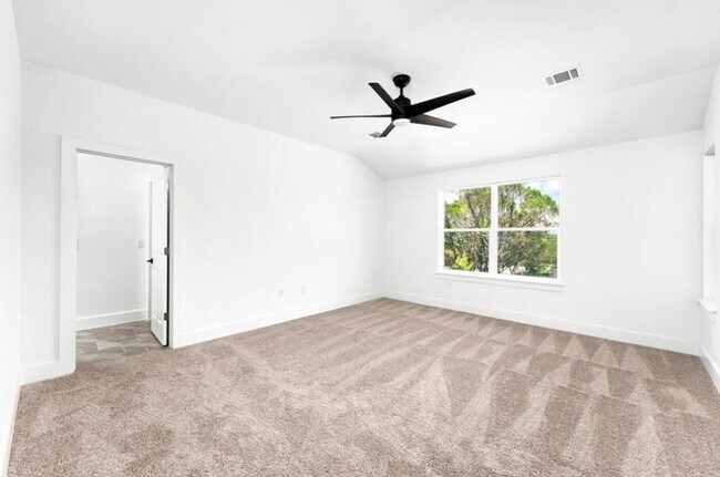 Building Photo - 5102 Moss Point